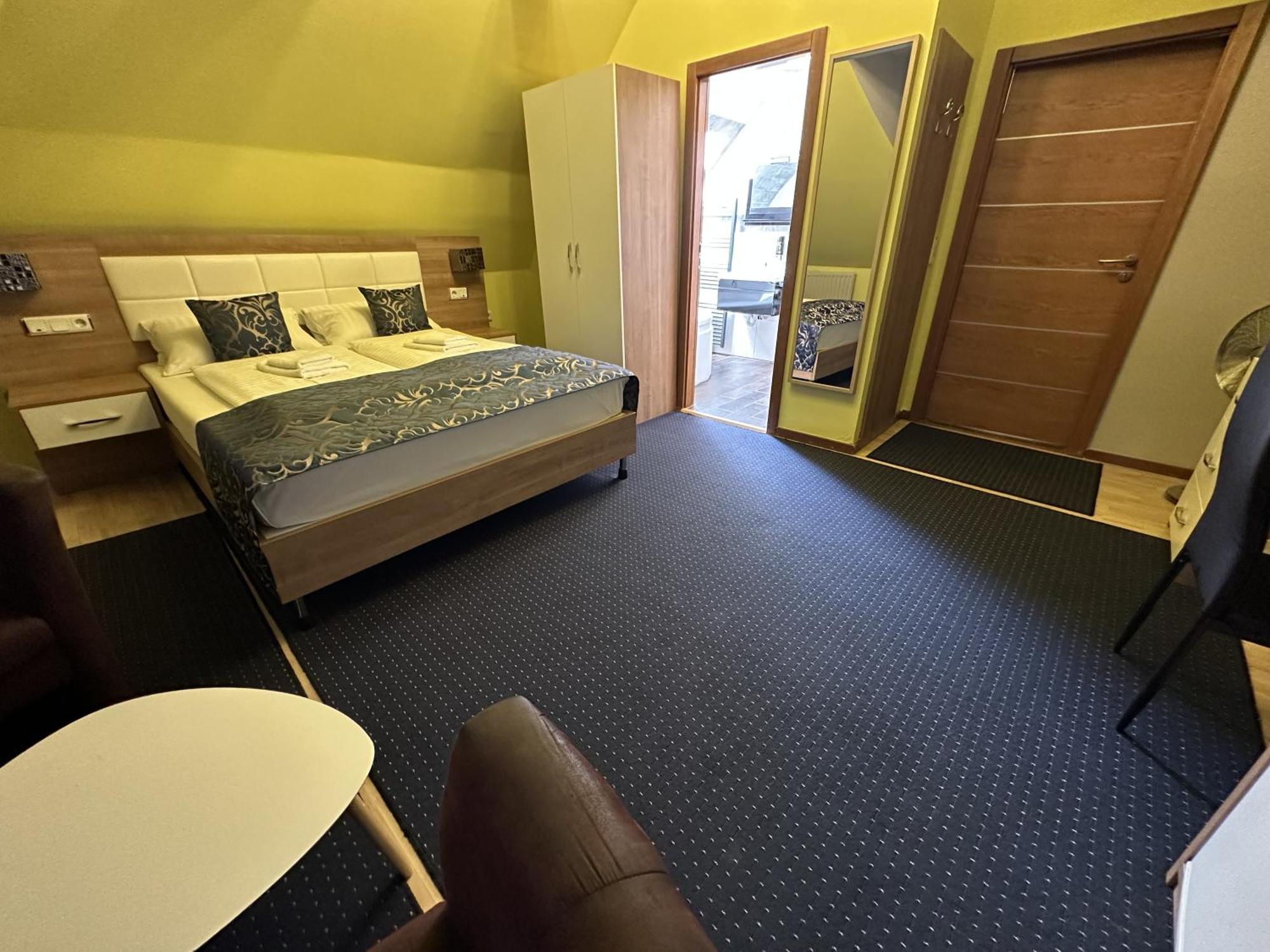 C&S Hotel Pinneberg Eksteriør billede