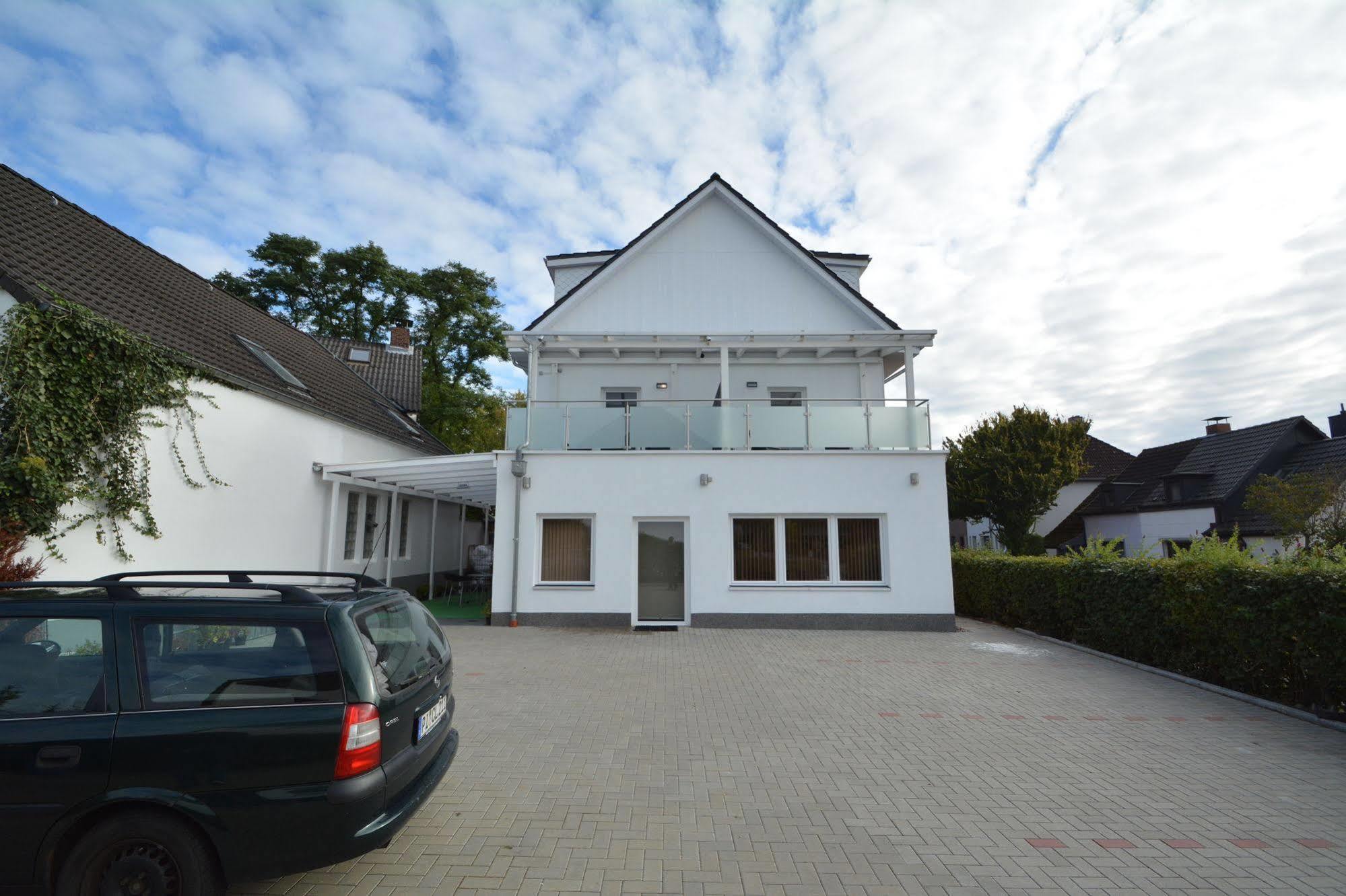 C&S Hotel Pinneberg Eksteriør billede